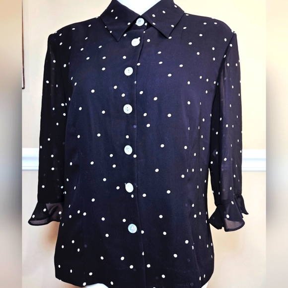 Cynthia Howie 100% Silk Novelty Dog Print Button Up Blouse Top Women’s Sz 12 - Picture 1 of 15